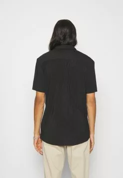 YOURTURN Plisse Shirt Unisex - Shirt - Black -Yourturn Shop f669a991e42c4ea187536b79575d26d9 scaled