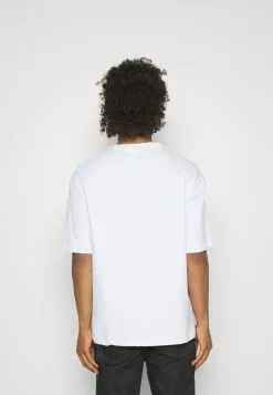 YOURTURN Unisex - Print T-Shirt - White -Yourturn Shop f6fac64bd6764ec18738b9fabe6b0c21 scaled