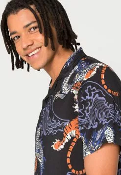 YOURTURN Unisex - Shirt - Black -Yourturn Shop f9bdc9f5524a451a8d3c71f7b02b622b scaled