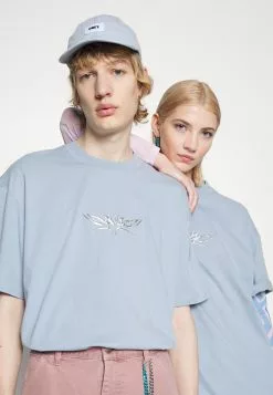 YOURTURN Print T-Shirt - Light Blue 9 YOURTURN Print T-Shirt - Light Blue -Yourturn Shop fe2b57a42457427c941e972cbdef50de scaled